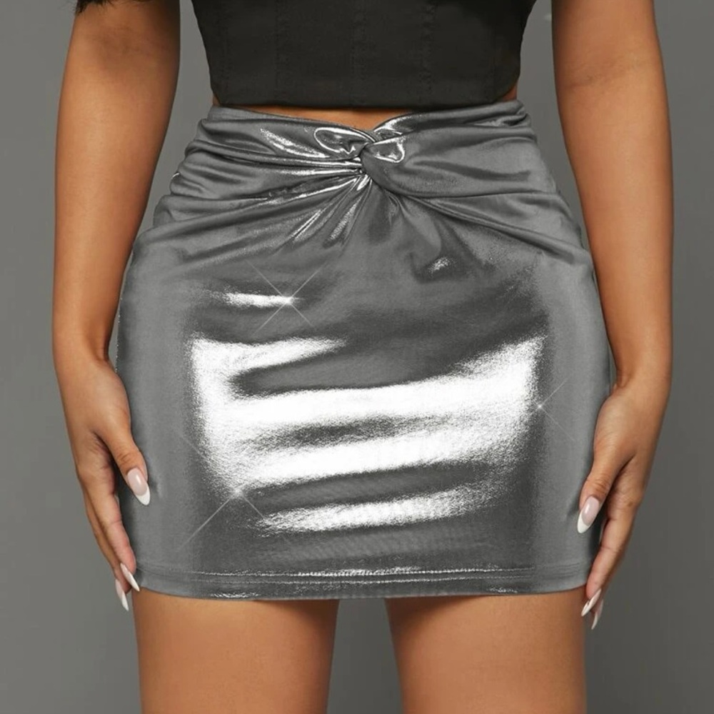 SHEIN SXY Twist Front Metallic Bodycon Skirt